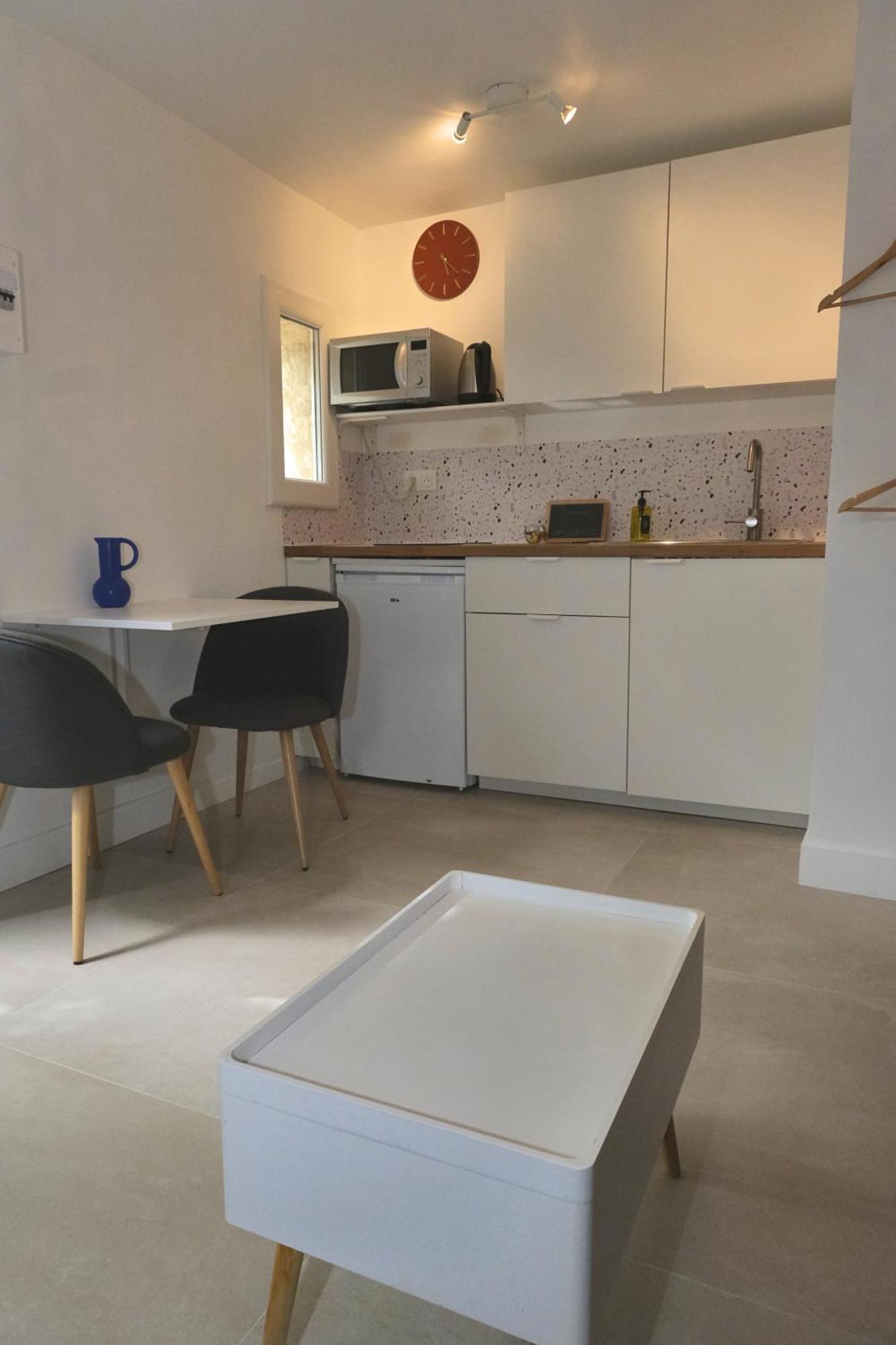 Studio Independant Avec Jardin Bouc-Bel-Air Exterior foto